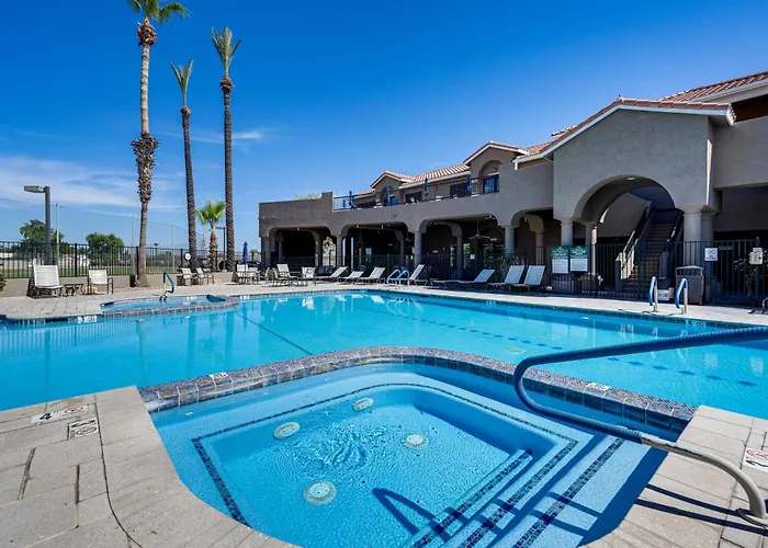 Viewpoint Golf Home! Pools, Hot Tubs & Holiday home